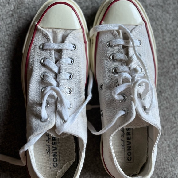 Classic Converse Chuck Taylor’s - Picture 3 of 4